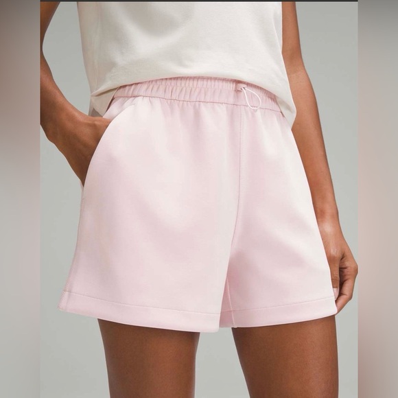 lululemon athletica Pants - Lululemon Softstreme High-Rise Short 4" Strawberry Milkshake, Size 6